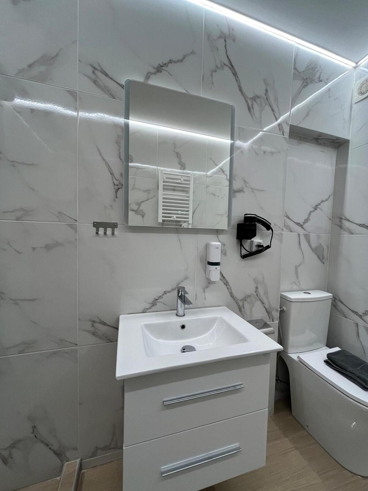 Athinaidos Suite Kodrigktonos Атина Екстериор снимка